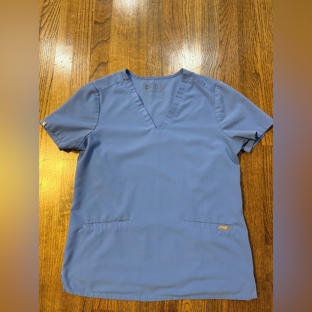 FIGS Technical Collection Scrub Top Womens size S